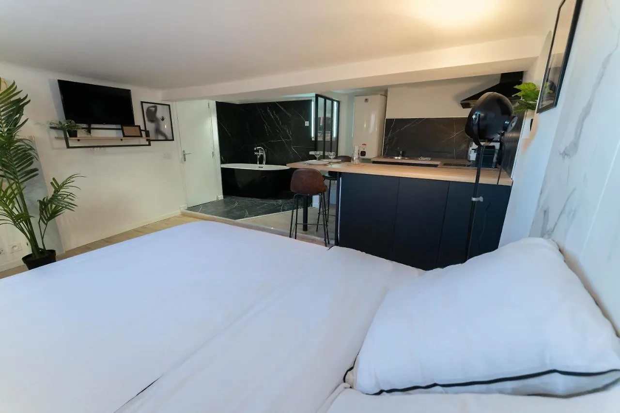 Apartment Vieux Nice - Loft - Balneo